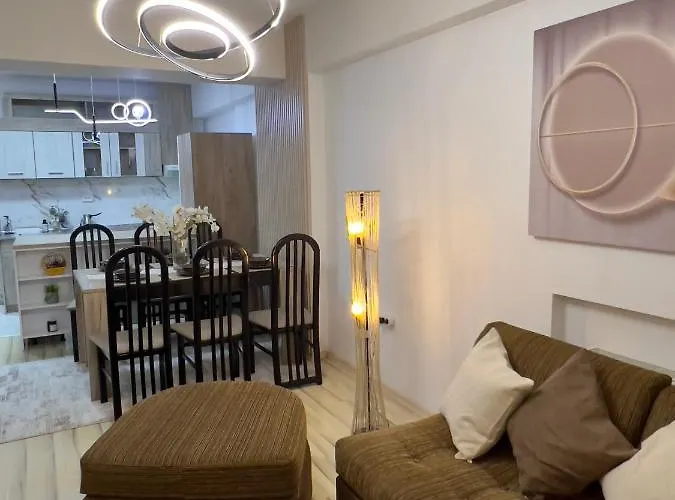 Apartment La Maison *